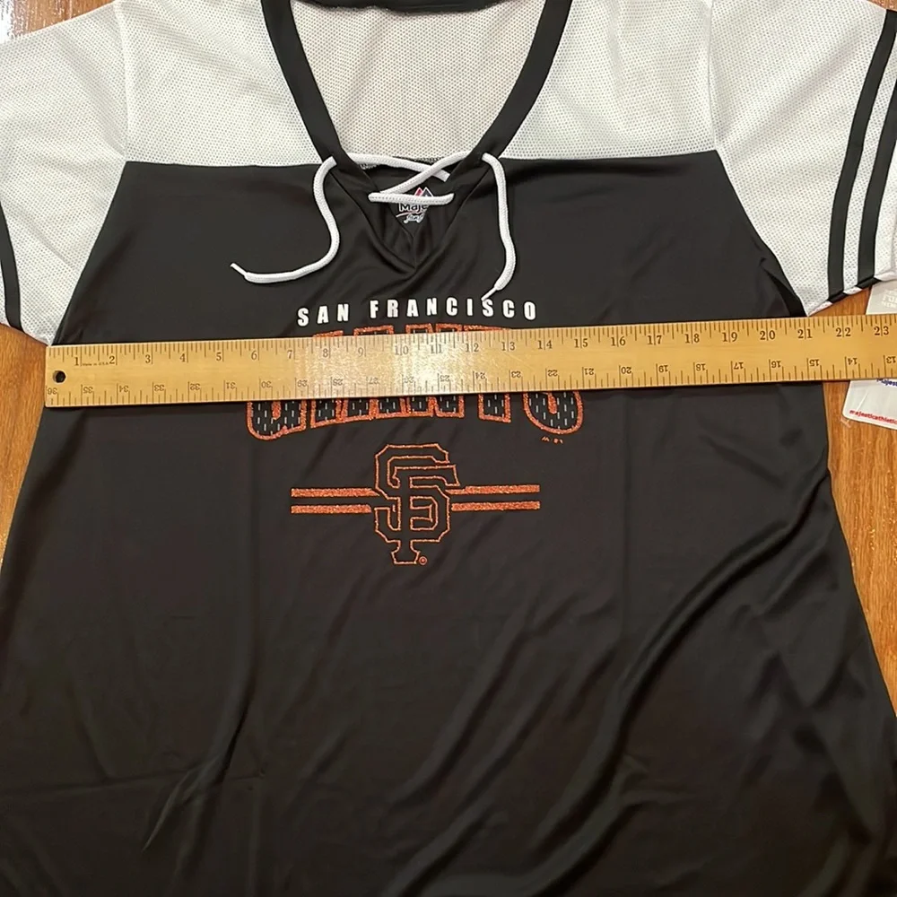Woman’s shirt sleeve 1x Majestic San Francisco Giants top sparkle NWT Baseball - Picture 2 of 13